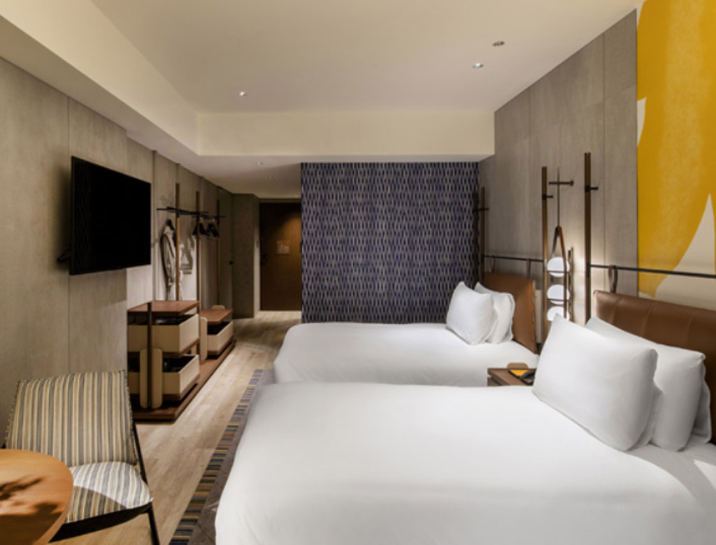 Buy Luxury Hotel Bedding from Marriott Hotels - Frameworks Bolster