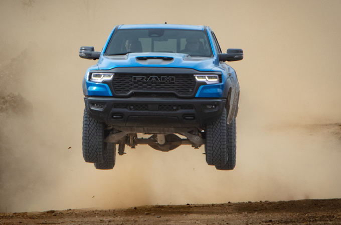 Ram 1500 reigns as MotorTrend 2025 Truck of...