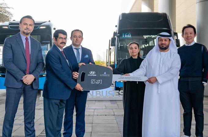 Hyundai delivers hydrogen buses for Abu Dhabi...