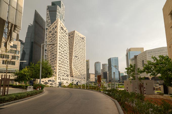 Saudi real estate market focuses on delivery...