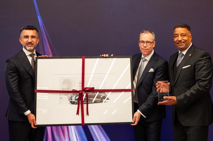 Rolls-Royce Motor Cars opens second showroom...