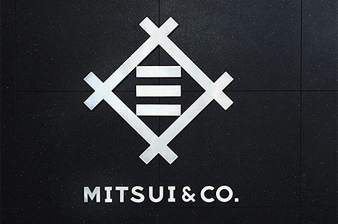 Japan's Mitsui looks to buy stake in Qatar LNG...