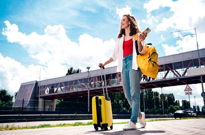 Summer travel boom fuels increase in online...
