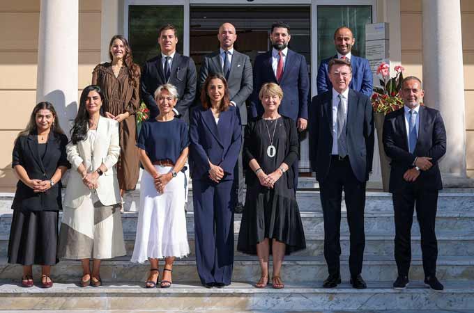 Bahrain strengthens investment ties with France,...