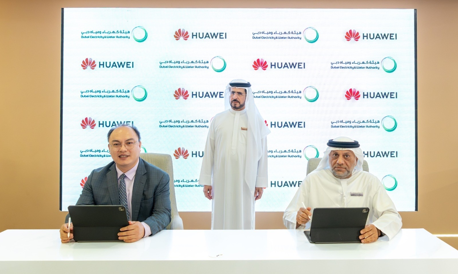 Dewa signs agreements with leading global entities...